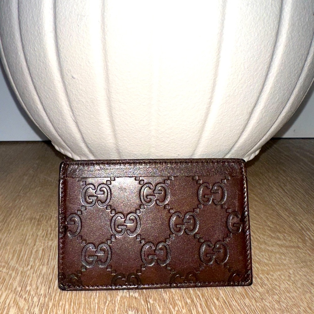 EUC Gucci GG Leather Card Holder